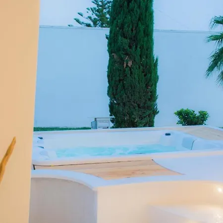 Valentino Luxury Bed & Breakfast *